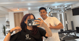 トレーナーと女性会員様の写真